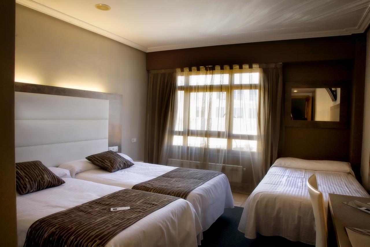 Hotel Spa El Muelle De Suances Ngoại thất bức ảnh